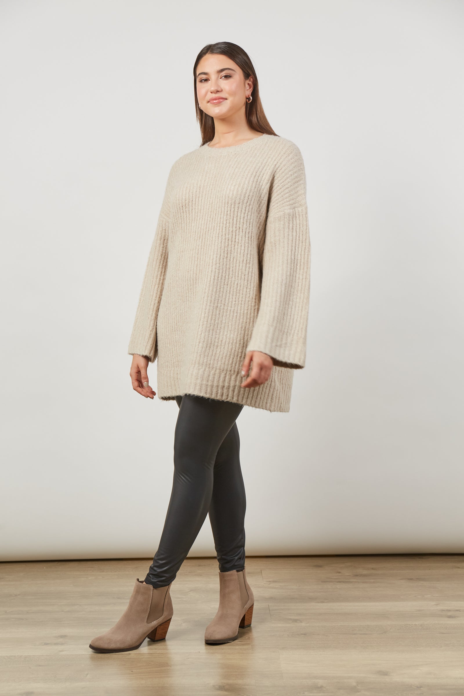 Avenue Oversized Jumper - Buff