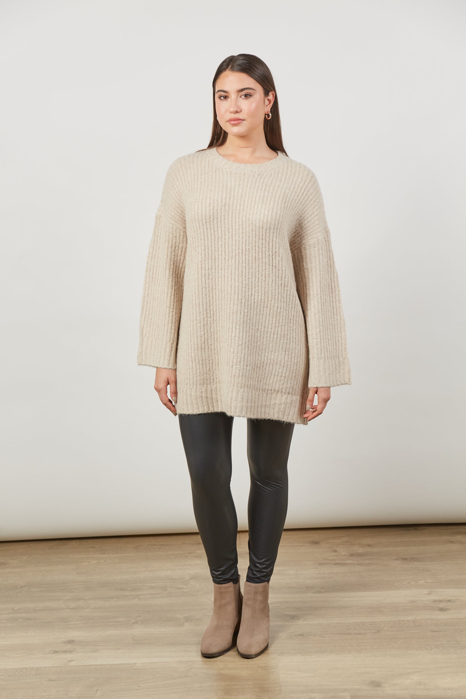 Avenue Oversized Jumper - Buff