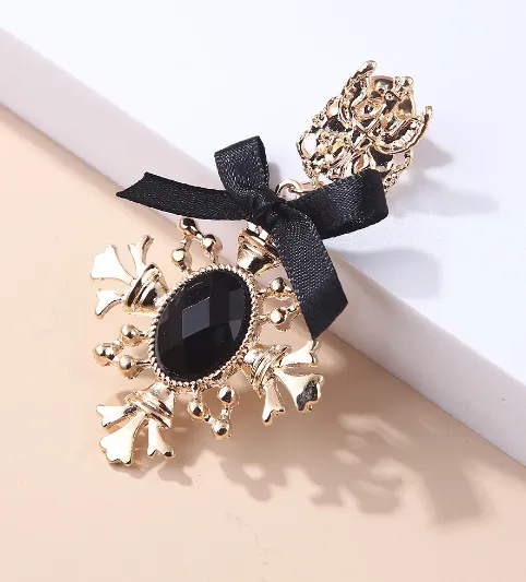 Fresh Accessories - Madonna Brooch Pin Bow