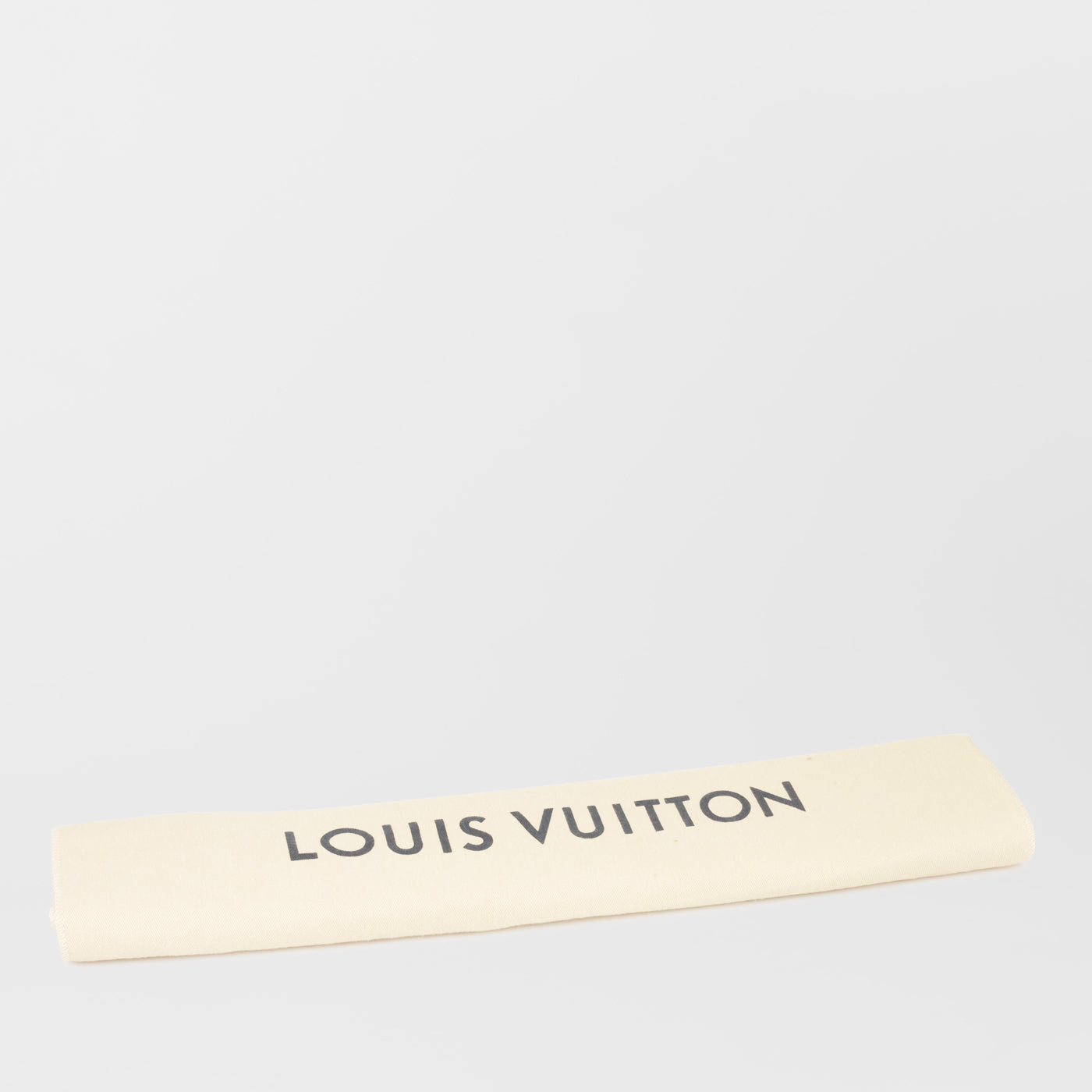 Louis Vuitton Blanche MM