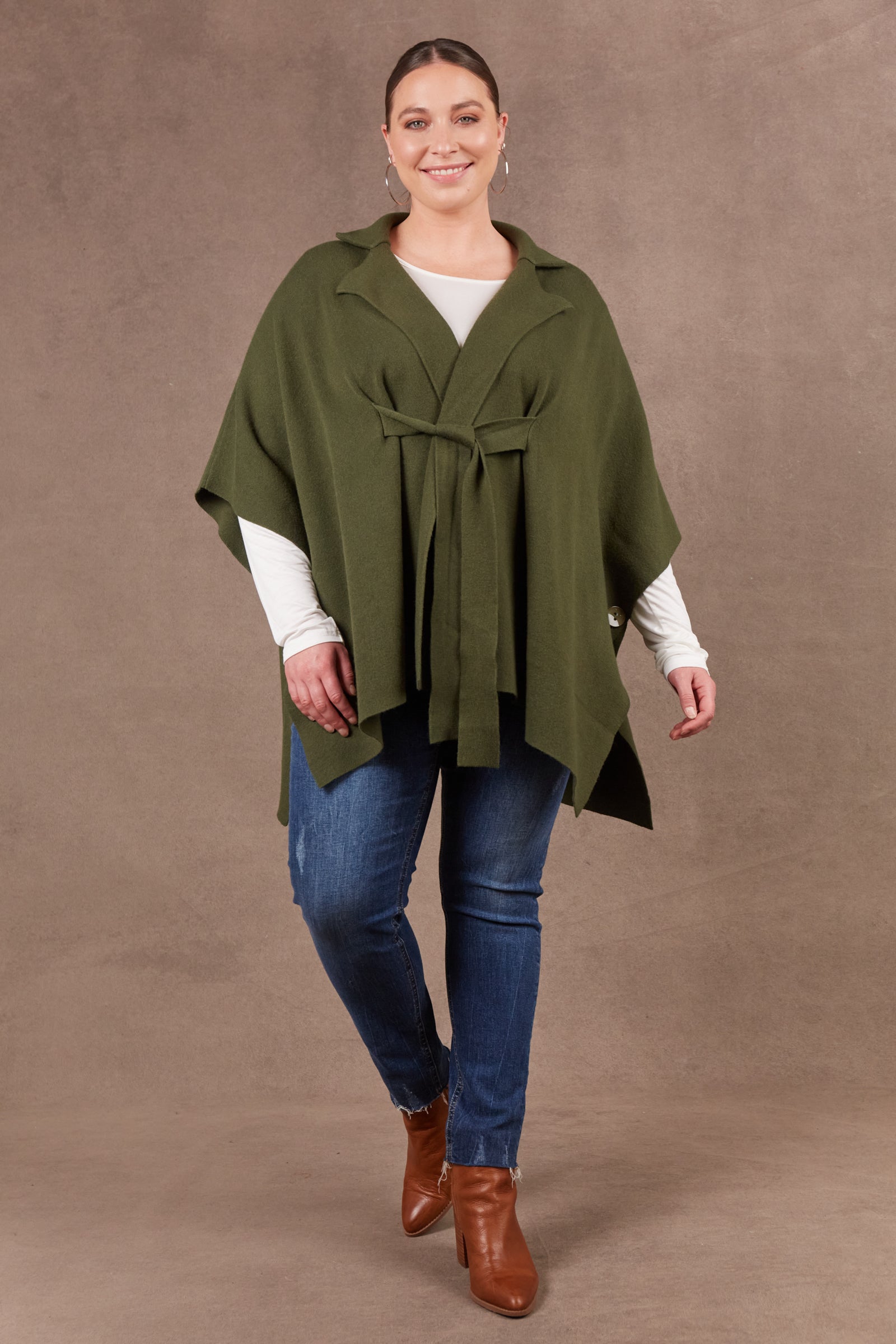 Nawi Cape - Olive