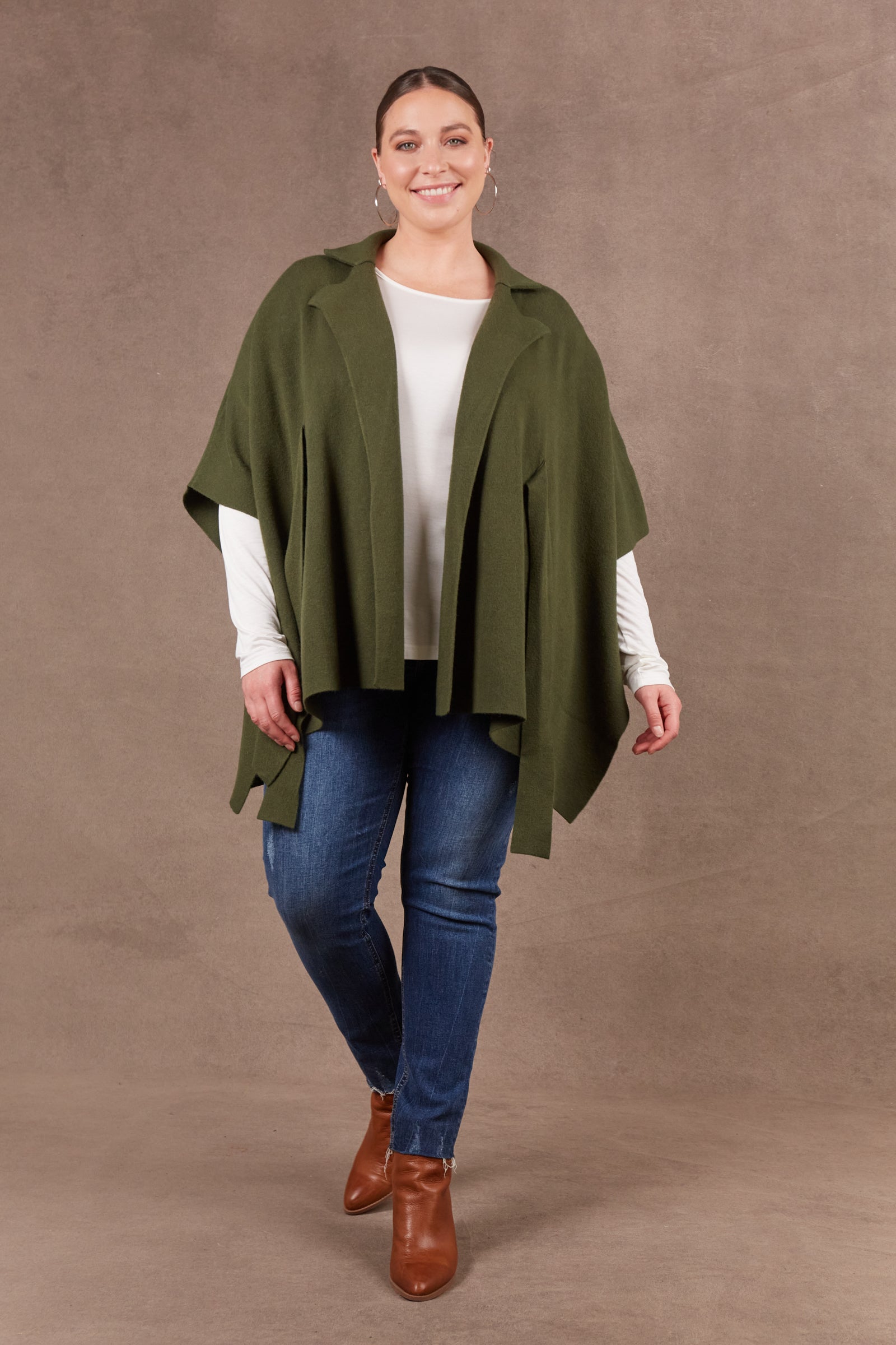 Nawi Cape - Olive