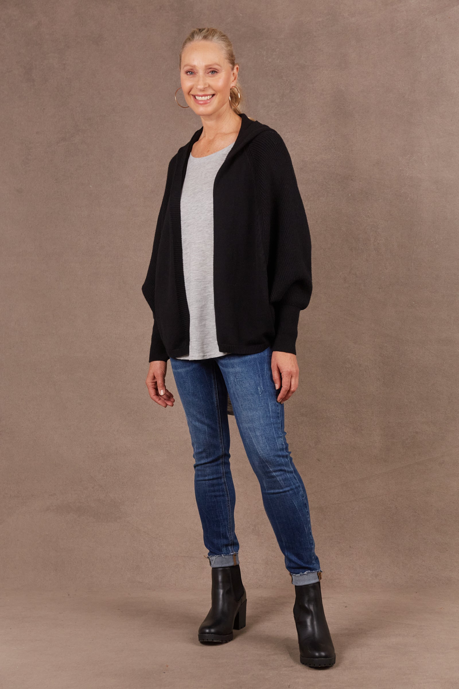 Nawi Cardigan - Ebony